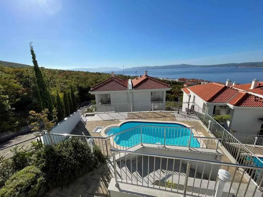 Apartment In Crikvenica 42636 0*,