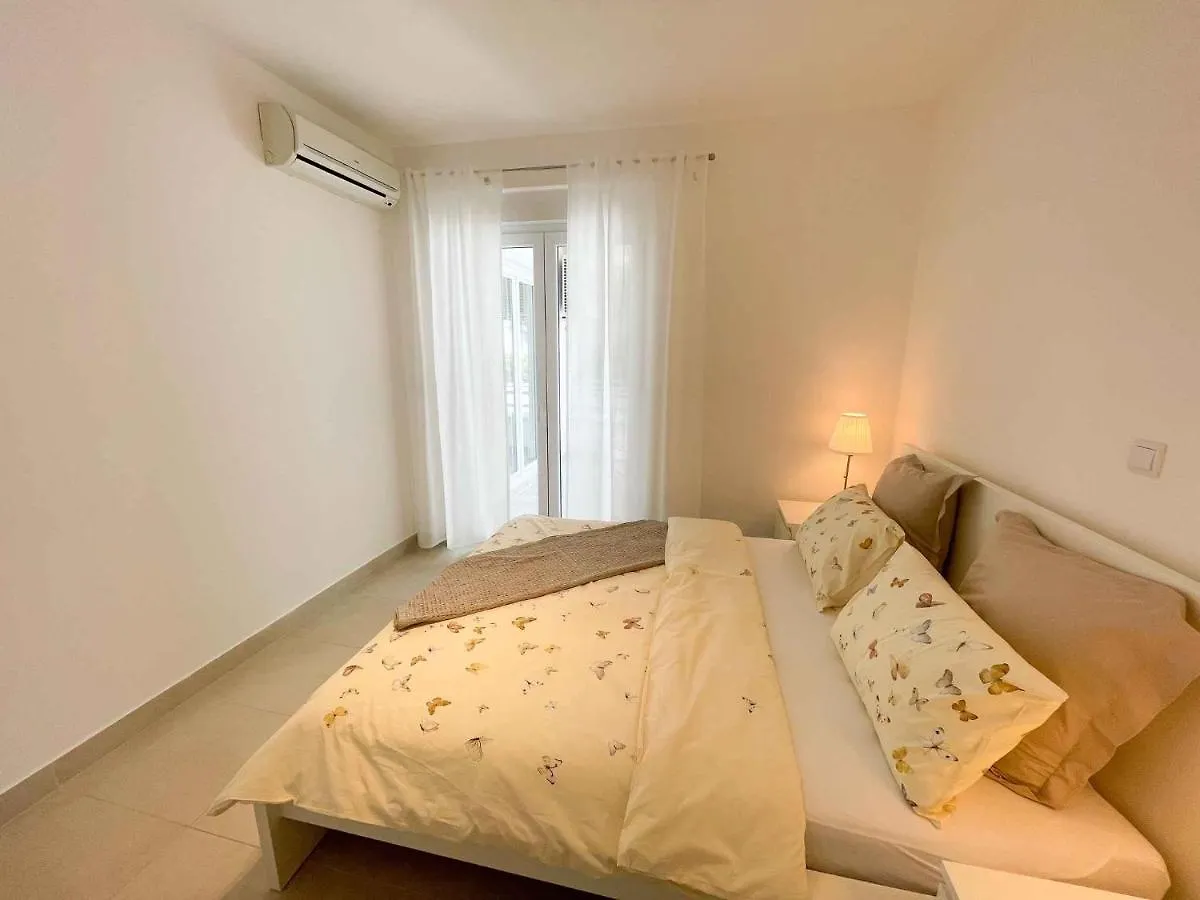 Apartment In Crikvenica 42636