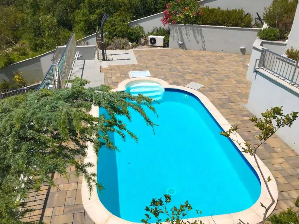 Apartment In Crikvenica 42636